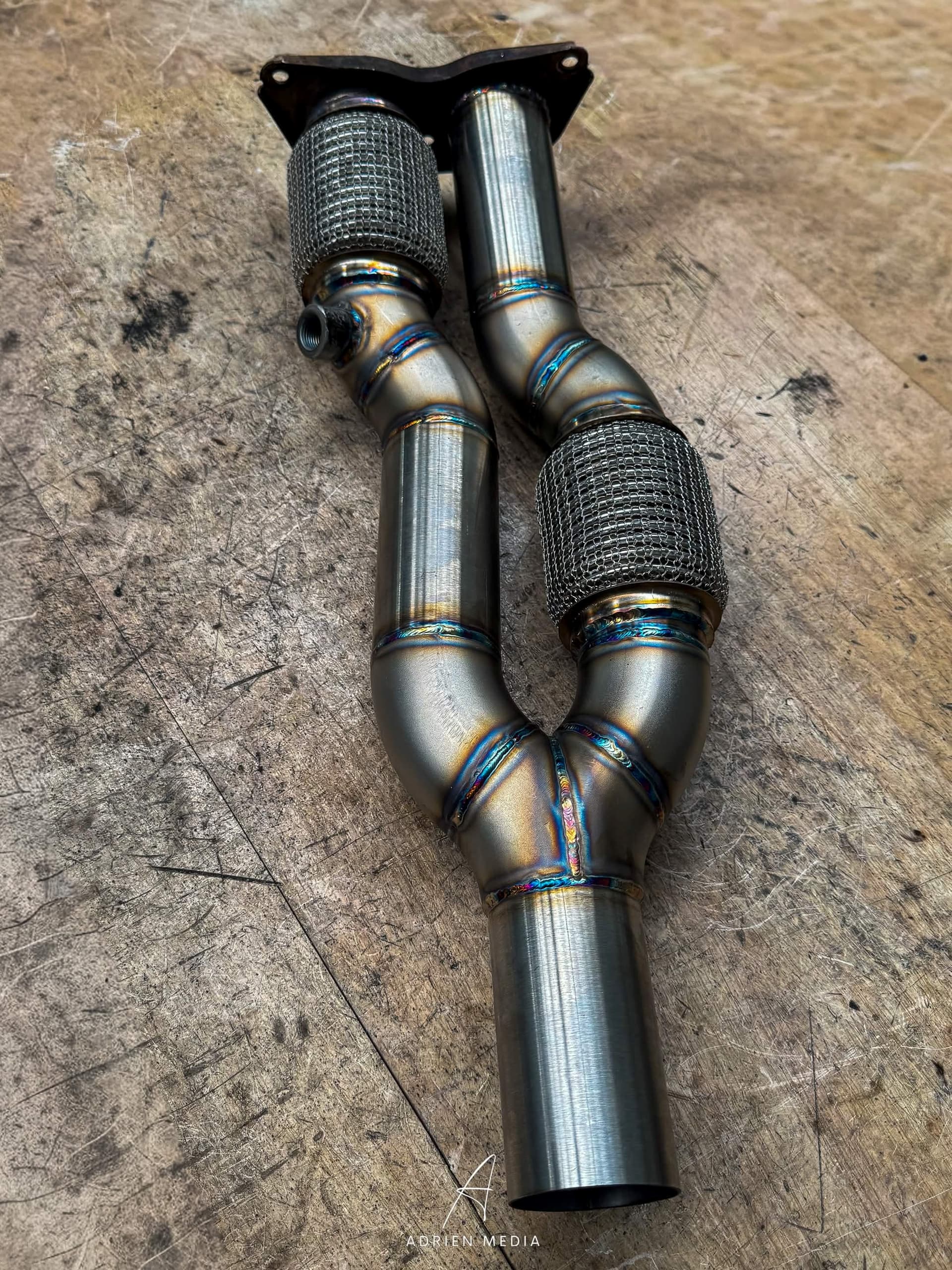 Downpipe y pipe flexibles banc – Exhaust Custom 77